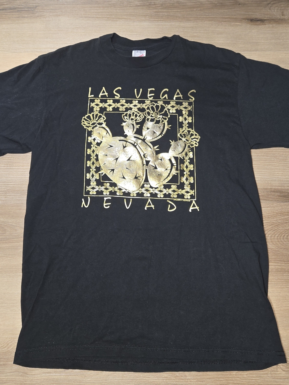 Vintage Gold Las Vegas Cactus Graphic Tshirt
